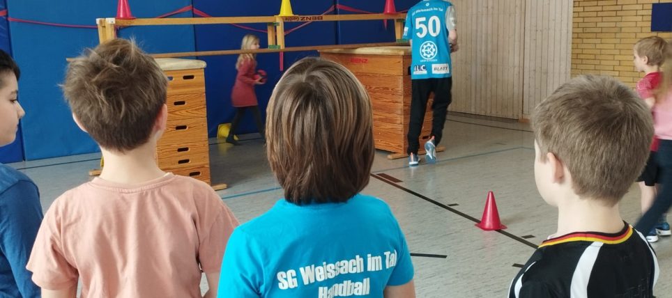 Handball-Aktionstag in der Schule an der Weissach