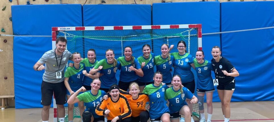 Weibliche B-Jugend startet mit Kantersieg in die Saison